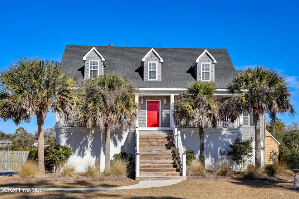 7308 Canal Drive, Emerald Isle, NC 28594 — 3-bedroom waterfront home in Archers Point, Emerald Isle, NC, photo 1 of 72