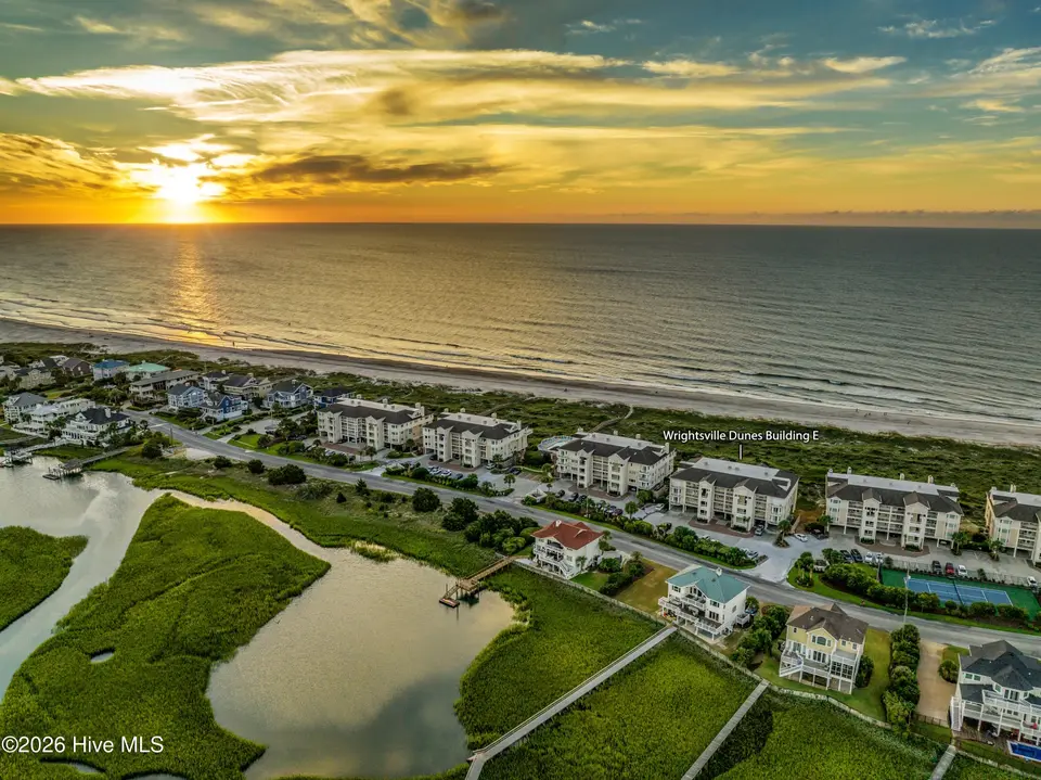 2508 N Lumina Avenue 2-C, Wrightsville Beach, NC 28480 — 3-bedroom waterfront condo in Wrightsville Dunes, Wrightsville Beach, NC, photo 1 of 36: Wrightsville Dunes E - 2C 1