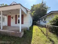 507 Grace Street S, Wilson, NC 27893 — 2-bedroom home, Wilson, NC, photo 2 of 10: IMG_3232