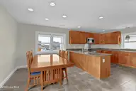 7502 9th Avenue, North Topsail Beach, NC 28460 — 4-bedroom home in Seahaven Beach, North Topsail Beach, NC, photo 11 of 30