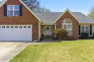 104 Shady Side Lane, New Bern, NC 28562 — 4-bedroom home in Berne Glade, New Bern, NC, photo 3 of 50: 6_104_Shady_Side_Lane_056
