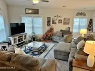 211 Baker Road, Hubert, NC 28539 — 3-bedroom home in Garland Shores, Hubert, NC, photo 12 of 49: IMG_0506