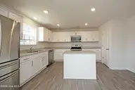 102 Mansfield Court, New Bern, NC 28562 — 3-bedroom home in Craeberne Forest, New Bern, NC, photo 16 of 50: DSC04486