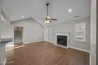 136 Leonard Drive, New Bern, NC 28560 — 4-bedroom home in The Oaks, New Bern, NC, photo 7 of 51: 7-web-or-mls-0C0A1246