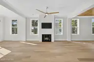 221 Inlet Point Drive, Wilmington, NC 28409 — 4-bedroom home in Inlet Point Harbor, Wilmington, NC, photo 13 of 61: 221 Inlet Point Dr