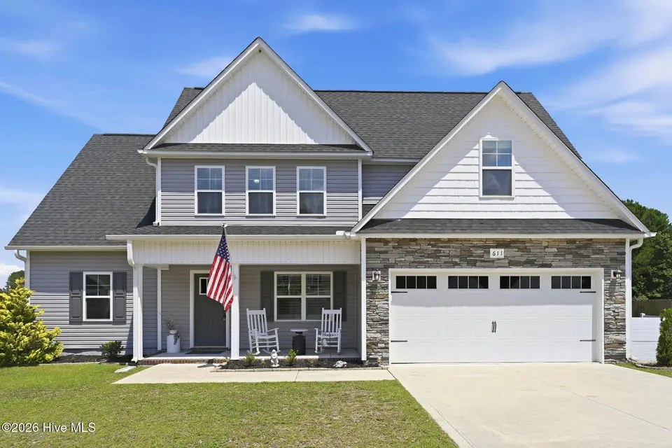611 Osprey Landing Drive, Holly Ridge, NC 28445 — 3-bedroom home in Osprey Landing, Holly Ridge, NC, photo 1 of 54