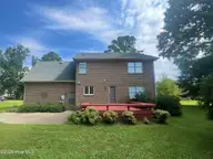 2203 Acorn Circle, Kinston, NC 28504 — 3-bedroom home in Castle Oaks, Kinston, NC, photo 21 of 25: 8ADA72D1-D77D-421F-BAA0-6F40FABE92AA_1_2
