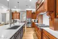 11 Whithorn Court, Pinehurst, NC 28374 — 3-bedroom home in Pinewild CC, Pinehurst, NC, photo 11 of 50: 16-web-or-mls-DSC06562