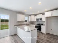 720 Gulley Lane, Jacksonville, NC 28546 — 3-bedroom home in Stateside, Jacksonville, NC, photo 10 of 29