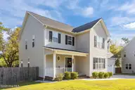 506 Oak Pond Point, Hubert, NC 28539 — 3-bedroom home in Hickory Bluffs, Hubert, NC, photo 5 of 54: 49-web-or-mls-506 Oak Pond Point 106