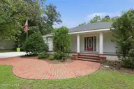 134 Longwood Drive, Stella, NC 28582 — 3-bedroom waterfront home in White Oak Landing, Stella, NC, photo 4 of 55