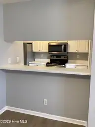 906 Litchfield Way G, Wilmington, NC 28405 — 2-bedroom condo in Cape Cottages, Wilmington, NC, photo 10 of 24