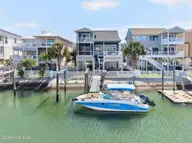 21 Cumberland Street, Ocean Isle Beach, NC 28469 — 4-bedroom waterfront home, Ocean Isle Beach, NC, photo 6 of 69: Kahunaphoto.com-13