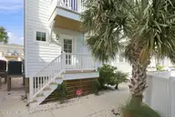 107 W Bogue Boulevard 3, Atlantic Beach, NC 28512 — 2-bedroom home in The Lookouts in The Grove, Atlantic Beach, NC, photo 4 of 38: 1-web-or-mls-IMG_9705