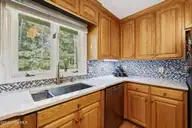 1000 Colleton Way, Trent Woods, NC 28562 — 3-bedroom home in Bellefern, Trent Woods, NC, photo 22 of 66: 38-web-or-mls-0C0A6250