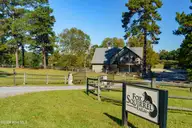 275 Tremont Place, Southern Pines, NC 28387 — 3-bedroom home in Horse Country, Southern Pines, NC, photo 6 of 64: Tremont-10