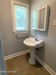 1302 West Road, Kinston, NC 28501 — 3-bedroom home, Kinston, NC, photo 11 of 35: unnamed (7)