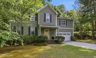 310 Bayshore Drive, Wilmington, NC 28411 — 4-bedroom waterfront home in Bayshore Estates, Wilmington, NC, photo 2 of 56: 3_310_bayshore_dr_003