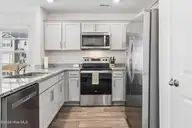 3101 Tatlock Way Unit F, Greenville, NC 27834 — 3-bedroom townhome in Carter Ridge, Greenville, NC, photo 7 of 41: 1Kitchen