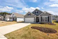 6005 Bayberry Park Drive, New Bern, NC 28562 — 3-bedroom home in Carolina Colours, New Bern, NC, photo 3 of 58: 3-web-or-mls-0C0A6026
