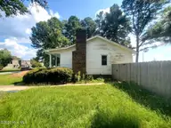 446 Farmingwood Road, Greenville, NC 27858 — 3-bedroom home in Rolling Meadows, Greenville, NC, photo 6 of 24