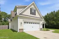 108 Bellchase Drive, Jacksonville, NC 28540 — 3-bedroom home in Northridge, Jacksonville, NC, photo 3 of 50