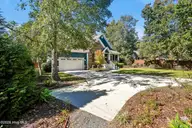 101 Teal Circle, Hampstead, NC 28443 — 4-bedroom waterfront home in Mallard Bay, Hampstead, NC, photo 3 of 64