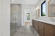 1826 Montage Lane, Wilmington, NC 28403 — 4-bedroom home in Airlie at Wrightsville Sound, Wilmington, NC, photo 21 of 76: 27_bathroom