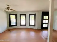 301 S Wilson Street, Fremont, NC 27830 — 1-bedroom home, Fremont, NC, photo 10 of 40: IMG_1525