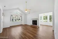 4001 Gaston Court, New Bern, NC 28562 — 3-bedroom home in Trent Village, New Bern, NC, photo 5 of 32: 26-web-or-mls-DSC_3803