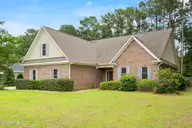 330 Crown Pointe Drive, Hampstead, NC 28443 — 4-bedroom waterfront home in Crown Pointe, Hampstead, NC, photo 2 of 51