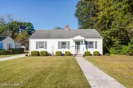 1612 Queen Anne Lane, New Bern, NC 28560 — 3-bedroom home in Degraffenried Park, New Bern, NC, photo 1 of 34: 03-1612_Queen_Anne-36