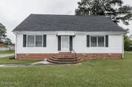 1821 Augustus Drive, Rocky Mount, NC 27801 — 3-bedroom home, Rocky Mount, NC, photo 10 of 59: 0009-IMG_2534 B
