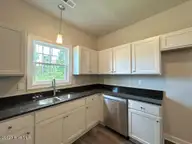 218 Crab Claw Spit Lane, Jacksonville, NC 28546 — 3-bedroom townhome in Towne Pointe, Jacksonville, NC, photo 14 of 43: IMG-1475-jpg