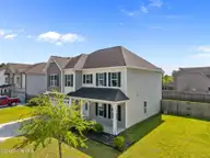 104 Stonewater Lane, Jacksonville, NC 28546 — 4-bedroom home in Hunters Creek, Jacksonville, NC, photo 3 of 37: 37-web-or-mls-104 Stonewater Ln 93