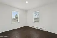 170 Flowers Road, Mount Olive, NC 28365 — 4-bedroom home, Mount Olive, NC, photo 9 of 17: 005_file_8648