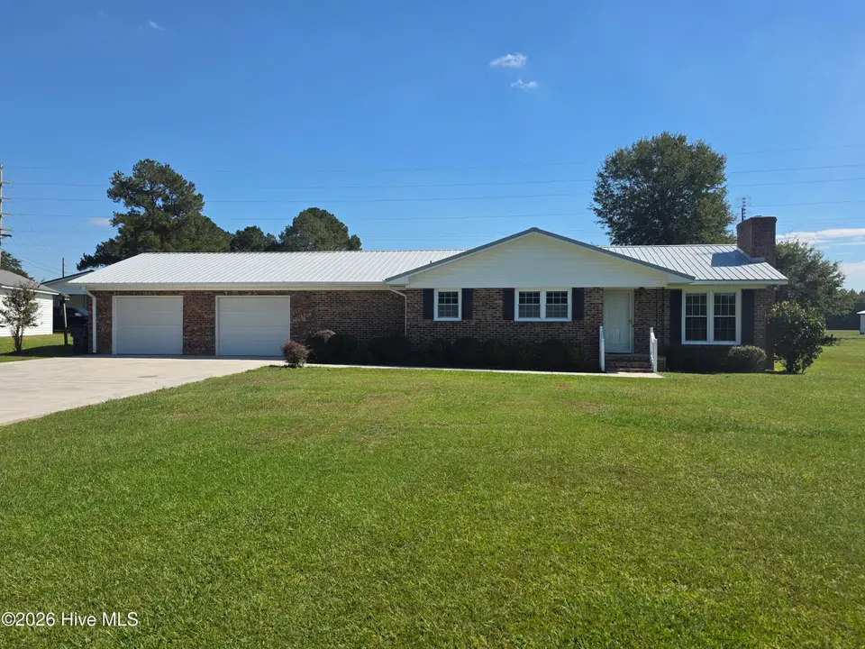 3067 Peacock Road, Whiteville, NC 28472 — 2-bedroom home, Whiteville, NC, photo 1 of 18