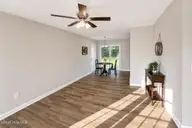 174 Ashbury Park Lane, Richlands, NC 28574 — 3-bedroom home in Ashbury Park, Richlands, NC, photo 8 of 43