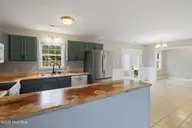 115 Daphne Drive, Hubert, NC 28539 — 3-bedroom home in Foxlair, Hubert, NC, photo 11 of 34