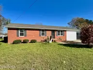 126 Andrews Circle, Mount Olive, NC 28365 — 3-bedroom home, Mount Olive, NC, photo 10 of 10: IMG_5416