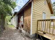 911 Washington Street E, Wilson, NC 27893 — 1-bedroom home, Wilson, NC, photo 19 of 20: IMG_7754