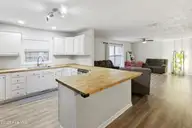 607 Oakwood Avenue, Jacksonville, NC 28546 — 3-bedroom home in Brynn Marr, Jacksonville, NC, photo 16 of 50: 607oakwoodave_016