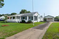 706 E Country Club Drive, Tarboro, NC 27886 — 3-bedroom home, Tarboro, NC, photo 2 of 35: Front View