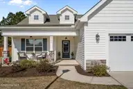 335 Long Pond Drive, Sneads Ferry, NC 28460 — 3-bedroom home in The Landing at Mill Creek, Sneads Ferry, NC, photo 4 of 47: 4-web-or-mls-04