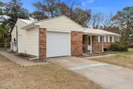 401 Ramsey Drive, Jacksonville, NC 28540 — 4-bedroom home in Shamrock Village, Jacksonville, NC, photo 7 of 55: 7-web-or-mls-401 Ramsey Dr. 106