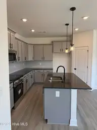 38 Joyner Park Drive, Rocky Mount, NC 27803 — 3-bedroom townhome in Joyner Park, Rocky Mount, NC, photo 6 of 36: IMG_3332