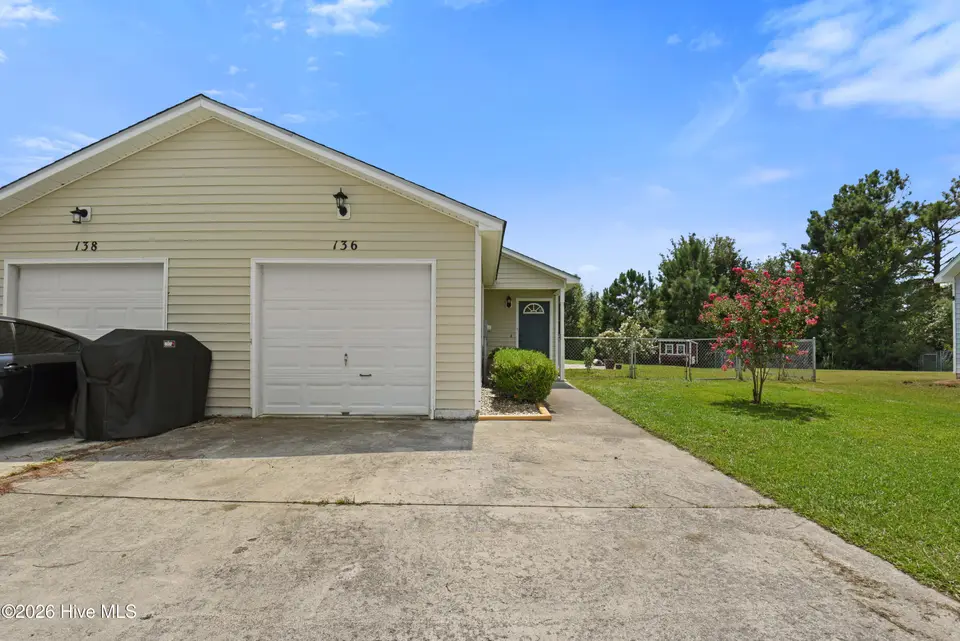 136 Charlton Road, Hubert, NC 28539 — 2-bedroom townhome in Foxtrace Point, Hubert, NC, photo 1 of 18