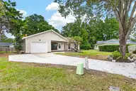 809 Deblea Court, Jacksonville, NC 28546 — 3-bedroom home in Branchwood, Jacksonville, NC, photo 3 of 34