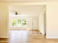310 Michelle Lane, Rocky Point, NC 28457 — 3-bedroom manufactured home in Summit Ridge, Rocky Point, NC, photo 5 of 21
