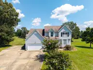 105 Excalibur Court, Elizabeth City, NC 27909 — 3-bedroom home in Queenswood, Elizabeth City, NC, photo 9 of 52: ext-7